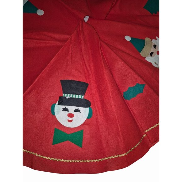 Vintage Mcm Red Christmas Tree Skirt With Santa Snowman Appliques - Picture 6 of 10